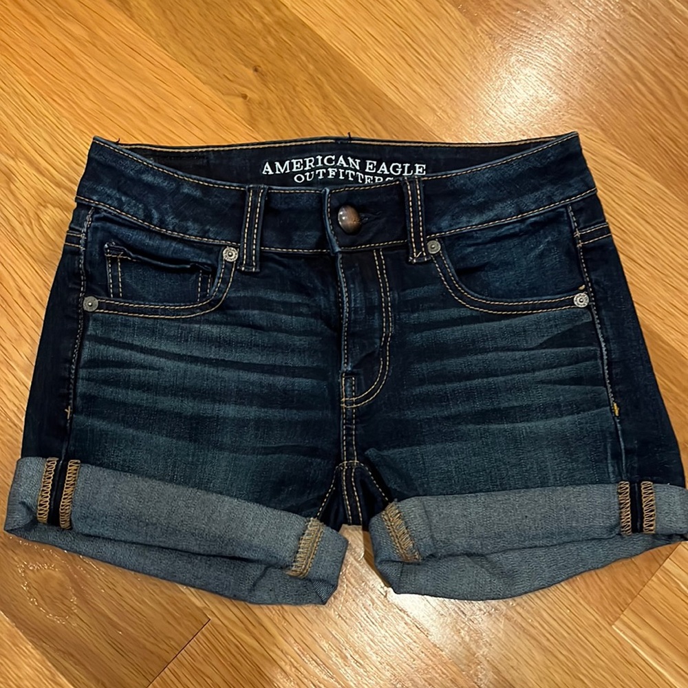 American Eagle super stretch denim short. Like new.
